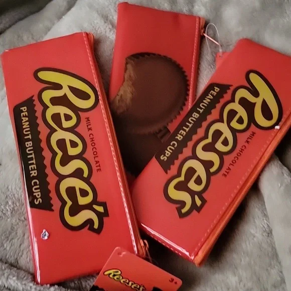 COPY - Reese’s Peanut ButterCup ChocolateVinyl ZipperPencil/Make Up/Coin/Wallet… - Picture 2 of 4